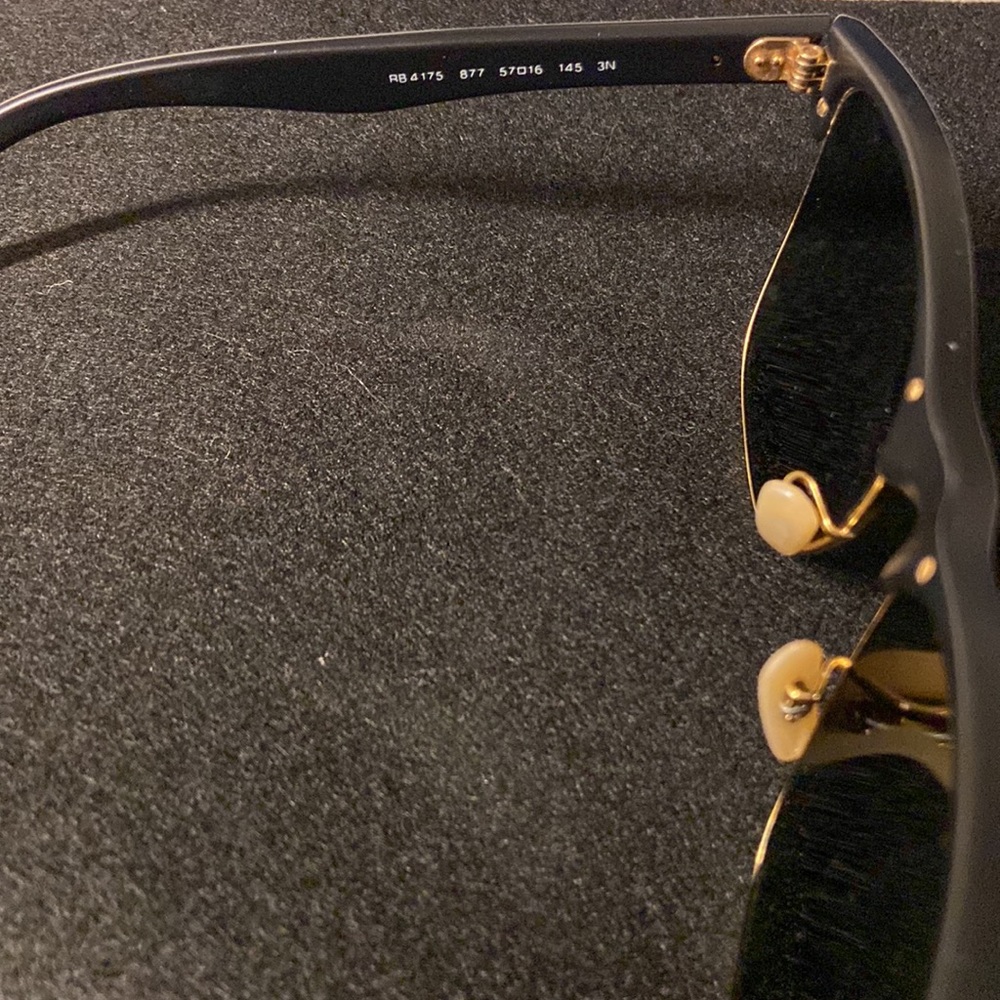 Ray-Ban Clubmaster with case - Picture 3 of 6